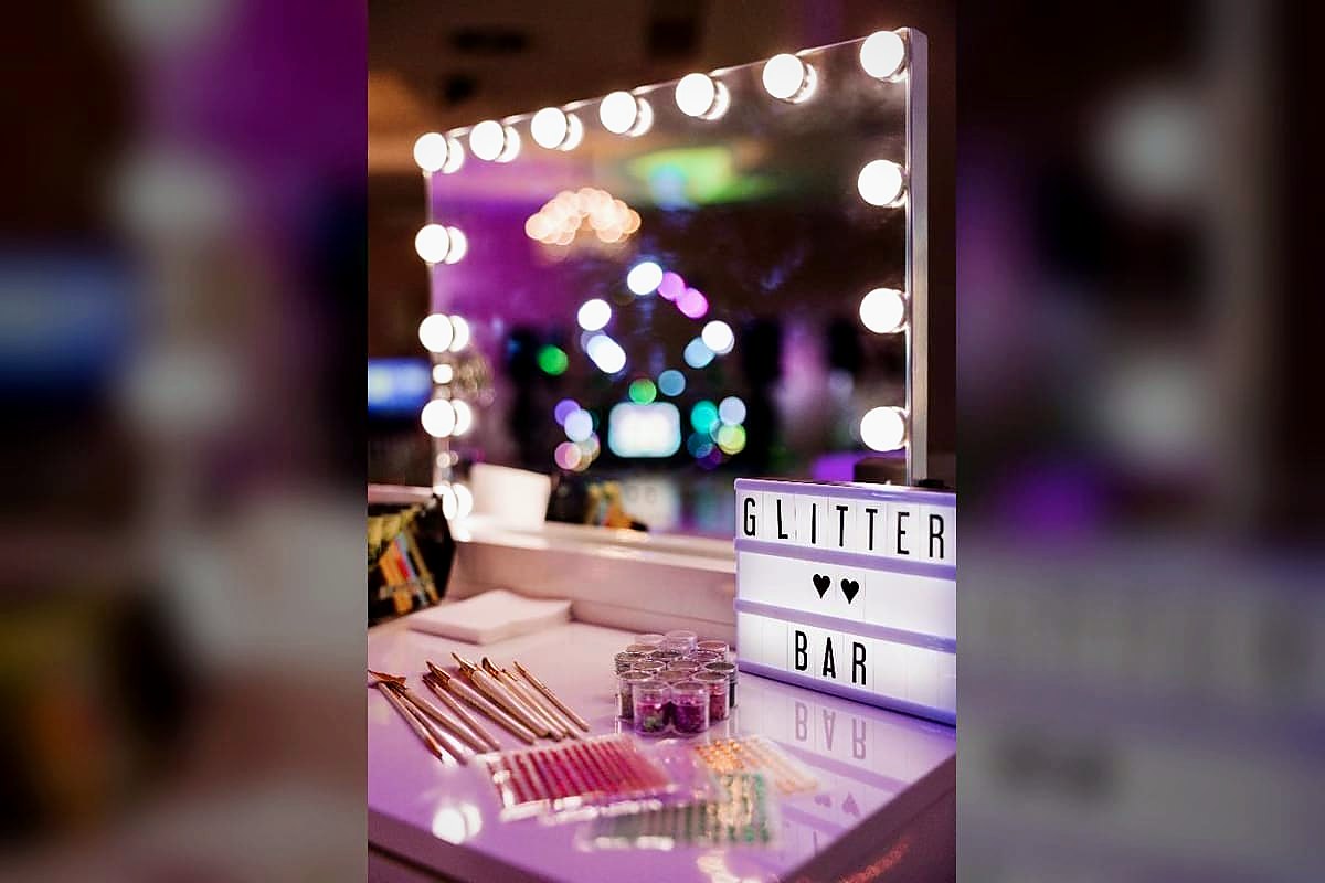 Rincón Glitter Bar preparado para invitados