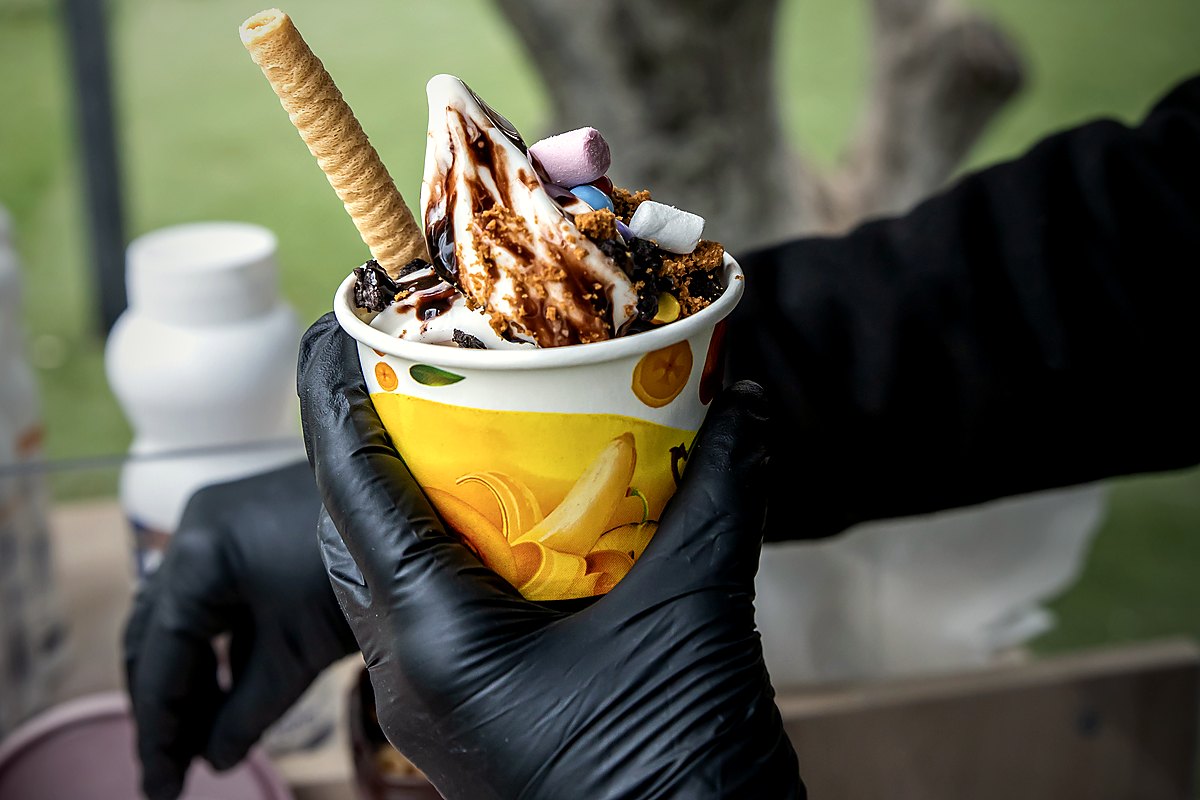 Helado soft preparado para una recena de evento